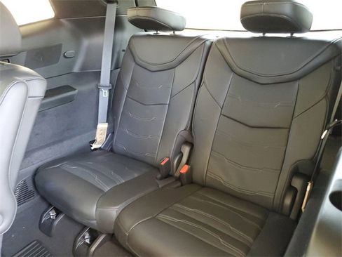 New 2025 Cadillac XT6 Sport w/ Platinum Package image 23