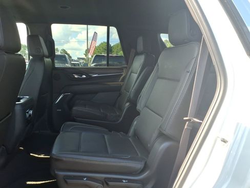 Used 2023 GMC Yukon Denali RWD image 23