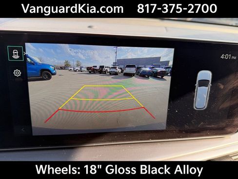 Certified 2025 Kia Sorento S image 19