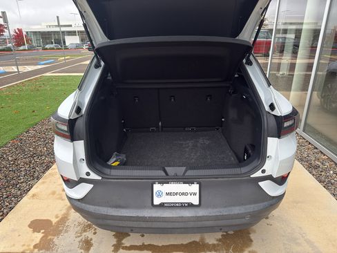 Used 2021 Volkswagen ID.4 Pro image 15