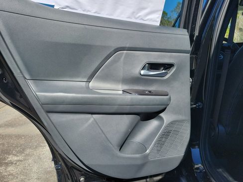 New 2026 Nissan Kicks SR w/ Cold Weather Package FWD image 12