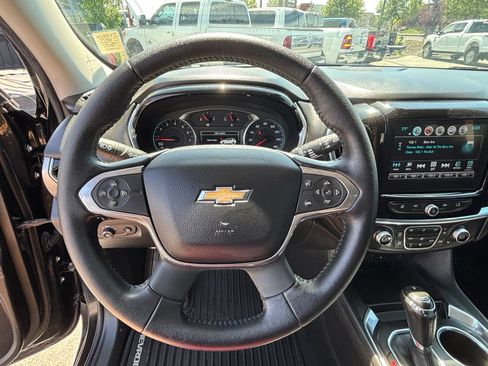 Used 2019 Chevrolet Traverse LT w/ LT Premium Package AWD/4WD image 15