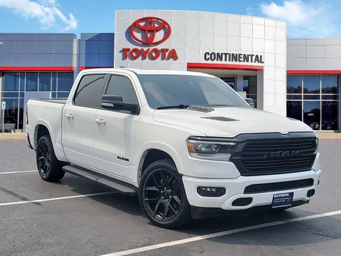 Used 2022 RAM 1500 Laramie AWD/4WD image 2