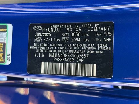 Used 2025 Hyundai Elantra Sport image 35