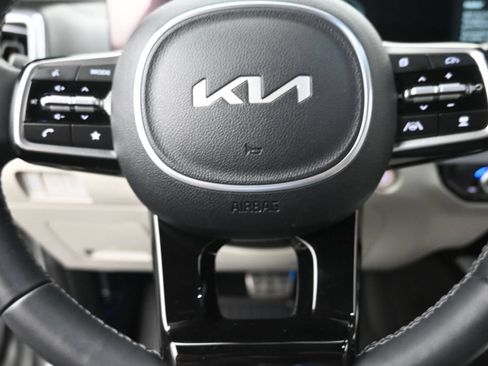 Used 2025 Kia Sorento SX Prestige AWD/4WD image 20
