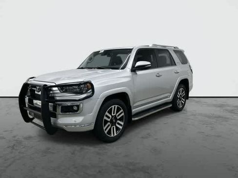 Used 2024 Toyota 4Runner Limited AWD/4WD image 8