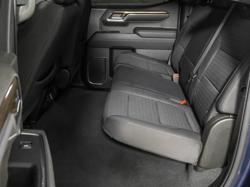 Used 2023 Chevrolet Silverado 1500 LT AWD/4WD image 36