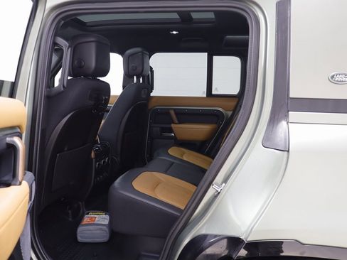 Used 2022 Land Rover Defender 110 X image 15