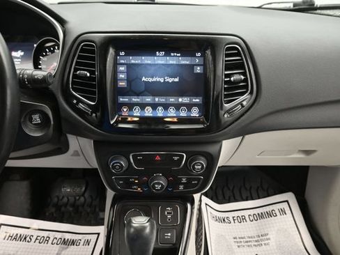Used 2020 Jeep Compass Limited AWD/4WD image 17