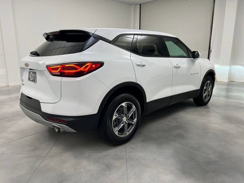 Used 2025 Chevrolet Blazer LT FWD image 7