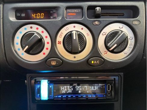 Used 2001 Toyota MR2 image 20