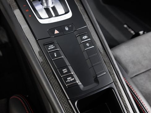 Used 2018 Porsche 911 GT2 RS RWD image 24