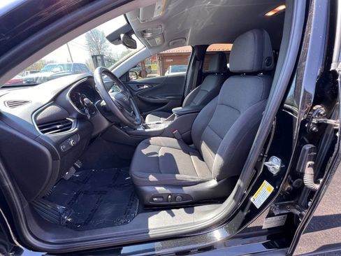 Used 2016 Chevrolet Malibu LT image 12