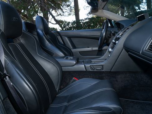 Used 2015 Aston Martin V8 Vantage GT image 23
