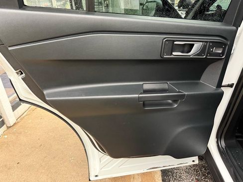 Used 2023 Ford Explorer 4WD Police Interceptor image 26