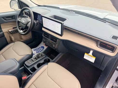 New 2026 Ford Maverick Lariat w/ 4K Tow Package image 30