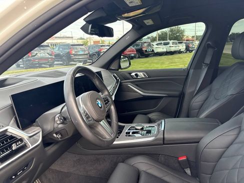 Used 2024 BMW X5 xDrive40i w/ M Sport Package AWD/4WD image 5