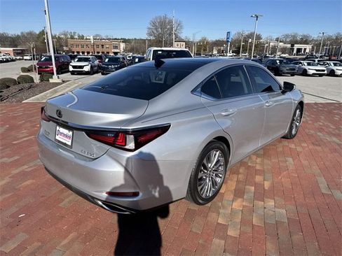 Used 2019 Lexus ES 350 image 36