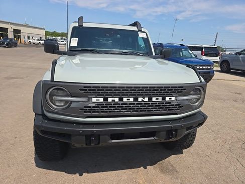 Used 2023 Ford Bronco Badlands w/ Sasquatch Package AWD/4WD image 2