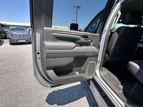Used 2025 Chevrolet Silverado 2500 LT w/ Safety Package AWD/4WD image 25