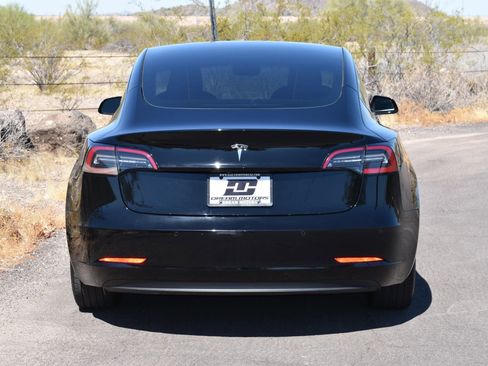 Used 2018 Tesla Model 3 Long Range AWD/4WD image 4