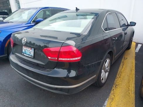 Used 2014 Volkswagen Passat TDI SE FWD image 3