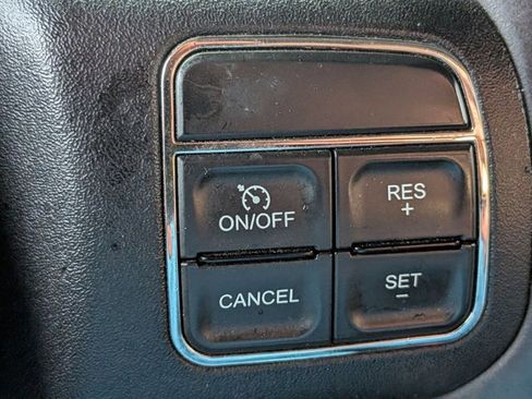 Used 2012 Jeep Wrangler Rubicon w/ PWR Convenience Group AWD/4WD image 12