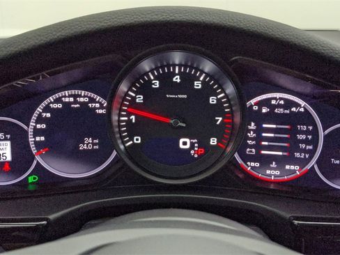 Used 2022 Porsche Panamera 4 image 50