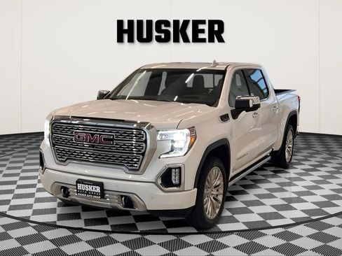 Used 2019 GMC Sierra 1500 Denali w/ Denali Ultimate Package AWD/4WD image 4