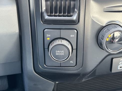 New 2025 Ford F550 4x4 Regular Cab Super Duty image 12