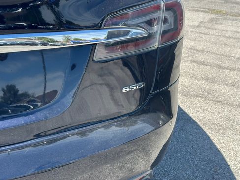 Used 2015 Tesla Model S 85D AWD/4WD image 32