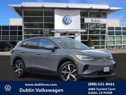 Used 2023 Volkswagen ID.4 Pro S image 1