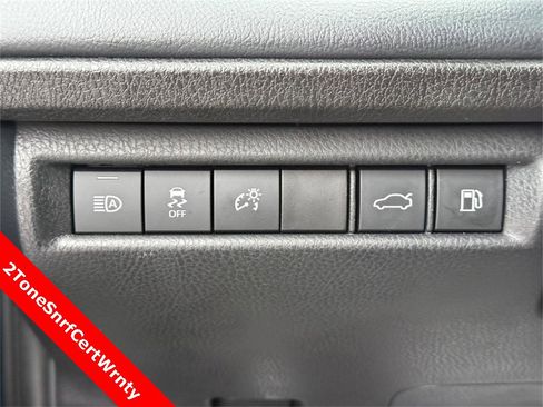 Used 2025 Toyota Camry XSE image 26