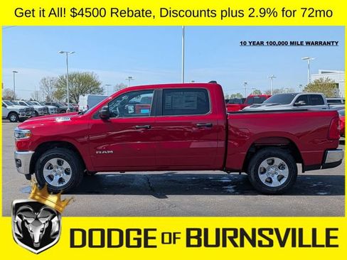 New 2026 RAM 1500 4x4 Crew Cab image 3