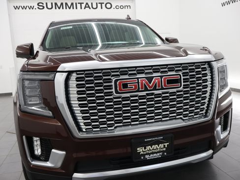 Used 2022 GMC Yukon XL Denali w/ Max Trailering Package AWD/4WD image 27
