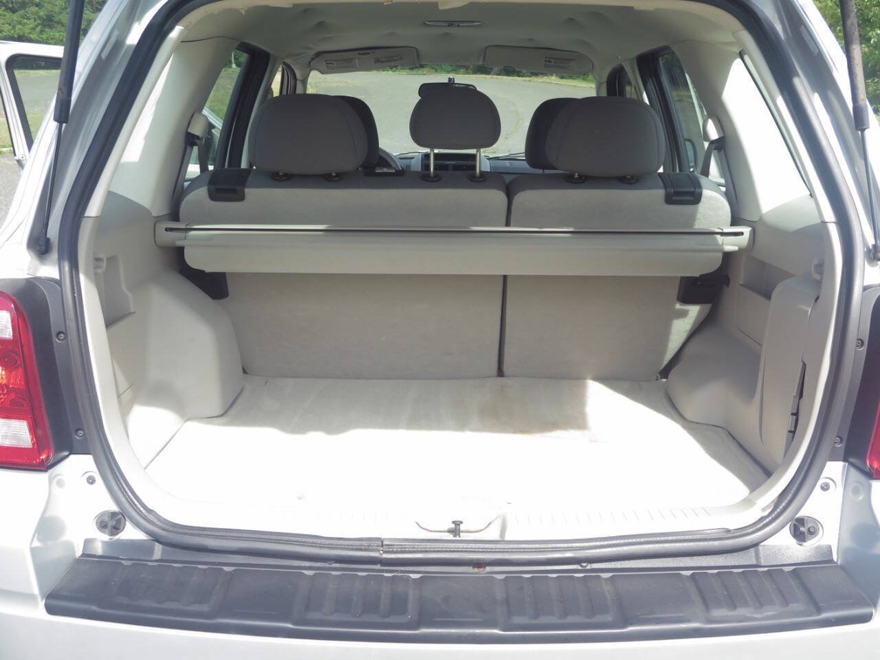 Used 2008 Ford Escape XLS FWD image 24