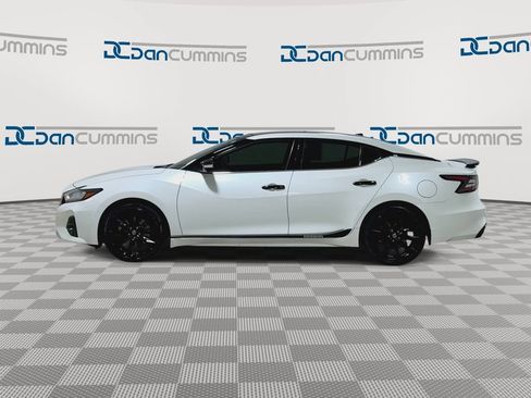 Used 2019 Nissan Maxima SR w/ Premium Package FWD image 5