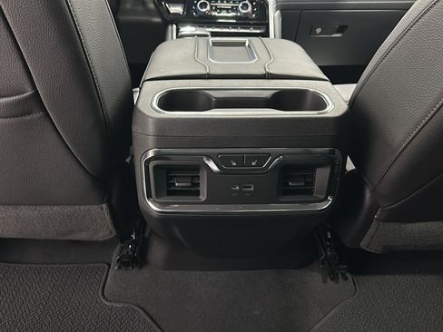 Used 2022 GMC Sierra 1500 Denali AWD/4WD image 21