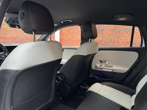 Certified 2022 Mercedes-Benz GLA 250 4MATIC image 25