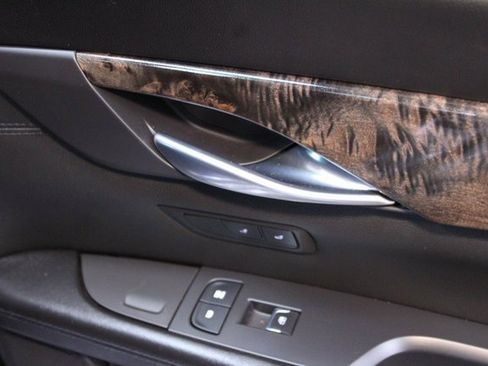 Used 2018 Cadillac CT6 Luxury w/ Active Chassis Package image 12