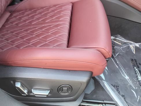 Used 2023 Audi S6 Premium Plus w/ Premium Plus Package image 26