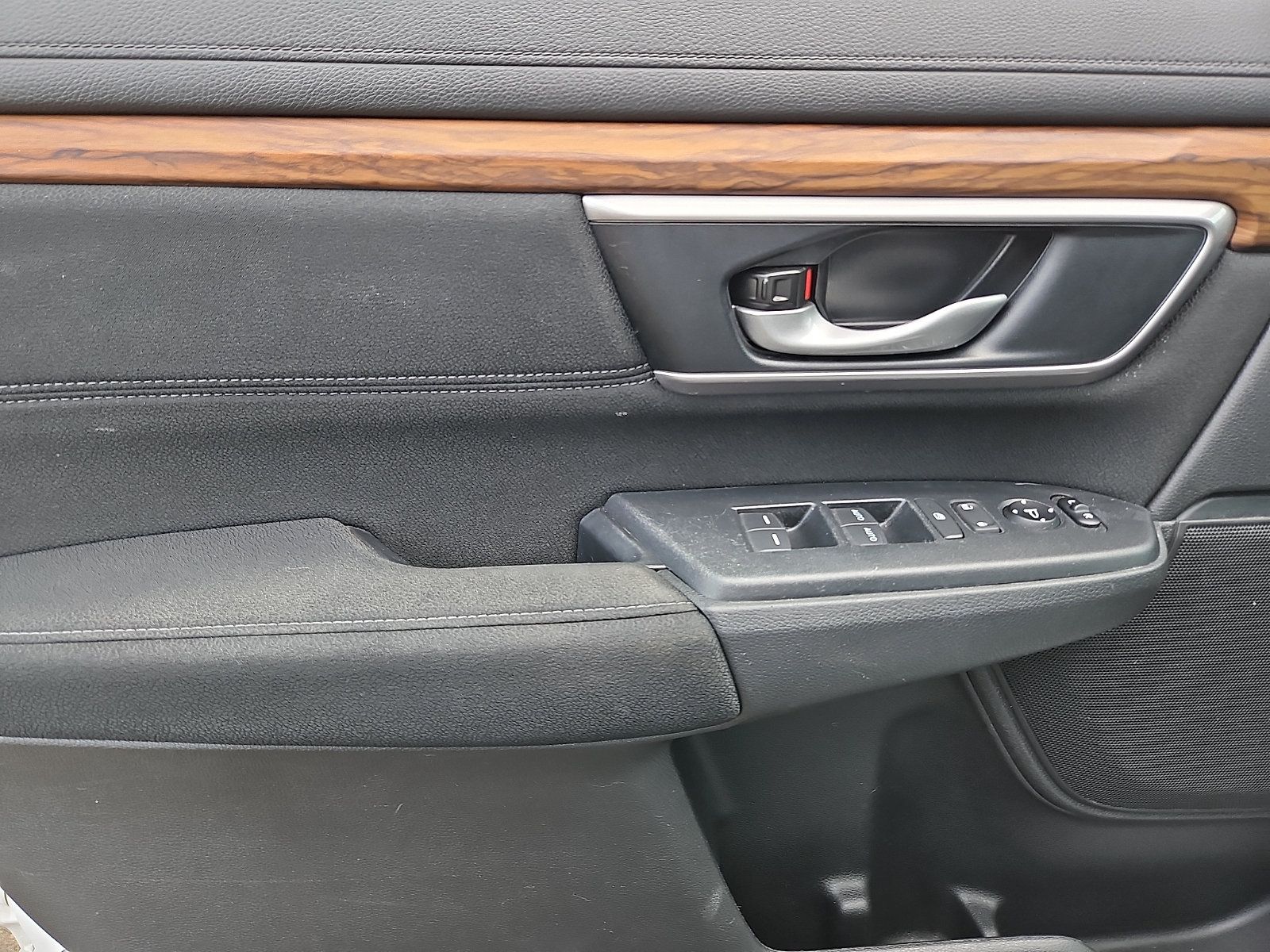 Used 2020 Honda CR-V EX image 12