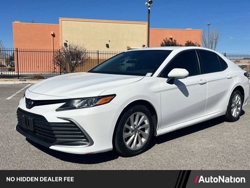 Used 2023 Toyota Camry LE w/ Convenience Package FWD image 1