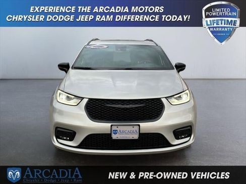 New 2026 Chrysler Pacifica Limited w/ S Appearance Package AWD/4WD image 29