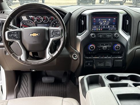 Used 2020 Chevrolet Silverado 1500 LTZ image 7