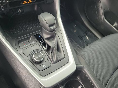 Certified 2024 Toyota RAV4 LE AWD/4WD image 18