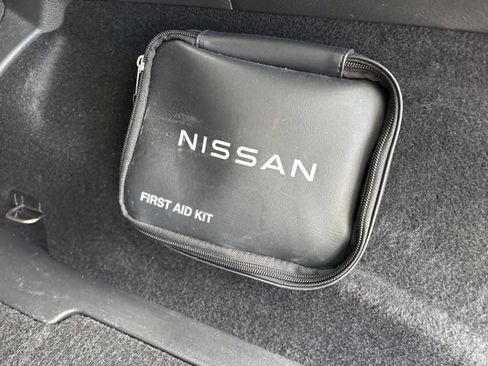 Used 2023 Nissan Rogue SV AWD/4WD image 34