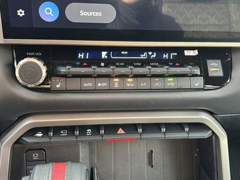 Used 2025 Toyota Sequoia SR5 w/ SR5 Premium Package image 8