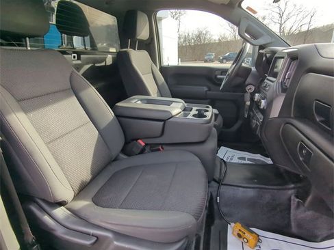Used 2022 GMC Sierra 3500 Pro w/ Convenience Package image 24