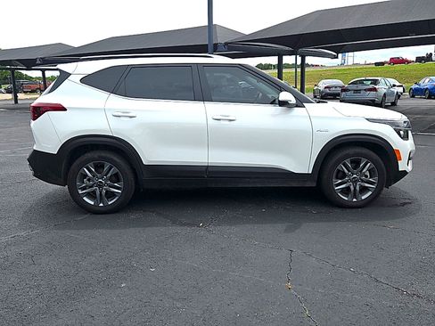 Used 2021 Kia Seltos S AWD/4WD image 5
